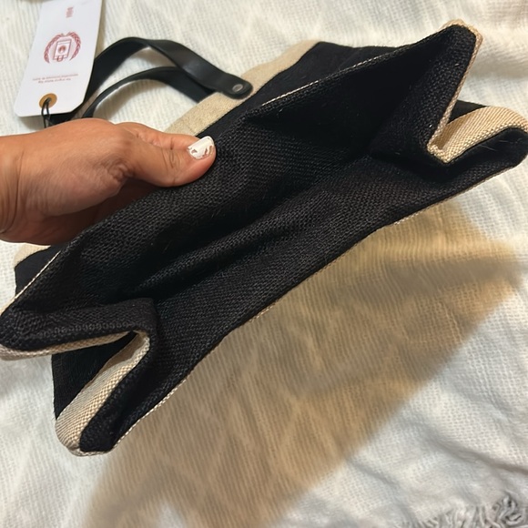 Black and Tan Lunch Tote - Picture 4 of 7